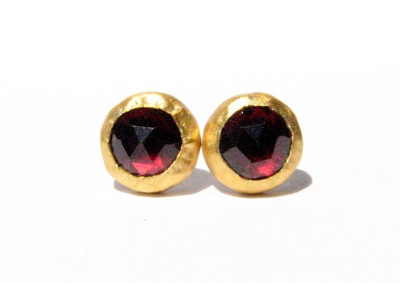 Rose Cut Garnet earrings - 24k Solid Gold and silver studs, Post Earrings - Studs - Stone Earrings - MADE TO ORDER.