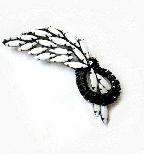 Vintage 3 3/8" Huge Black and White Japanned Black Enameled Rhinestone Brooch