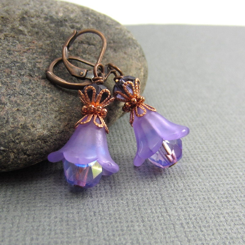 Lavender Flower Earrings. Purple Lucite Flower Earrings. Czech Glass. Antique Copper. Lucite Flower Jewelry