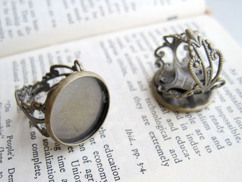 JZ036- 20PCS Brass Antique-Finish Adjustable Filigree Ring Base with 14mm Round Bezel Cup Cabochon Mountings