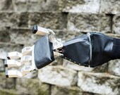 Mechanized power gauntlet - Sci-Fi - Steampunk