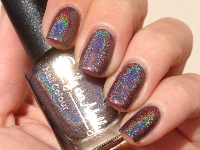 Nail polish - "Ground Control" brown linear holographic