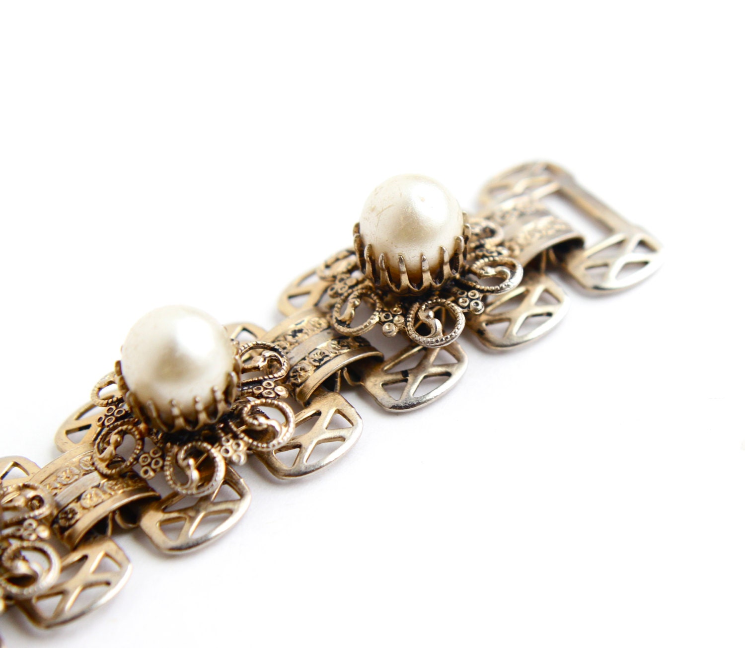 Vintage Faux Pearl Bracelet -  Gold Tone 1950s Metal Filigree Jewelry / Linked Panel Bracelet