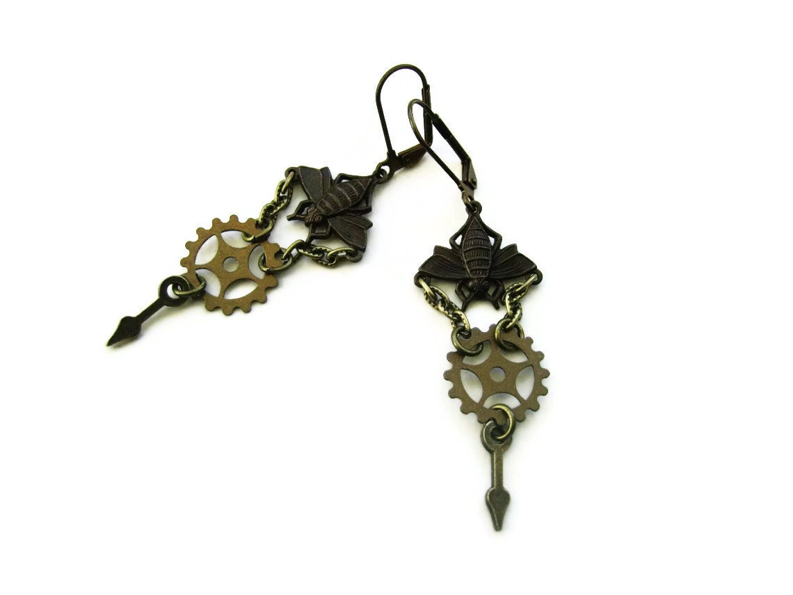 Steampunk Bee Gear Earrings -  THE CLOCKWORK HIVE - ooak unique Spring Summer Brass Bronze Etsy uk
