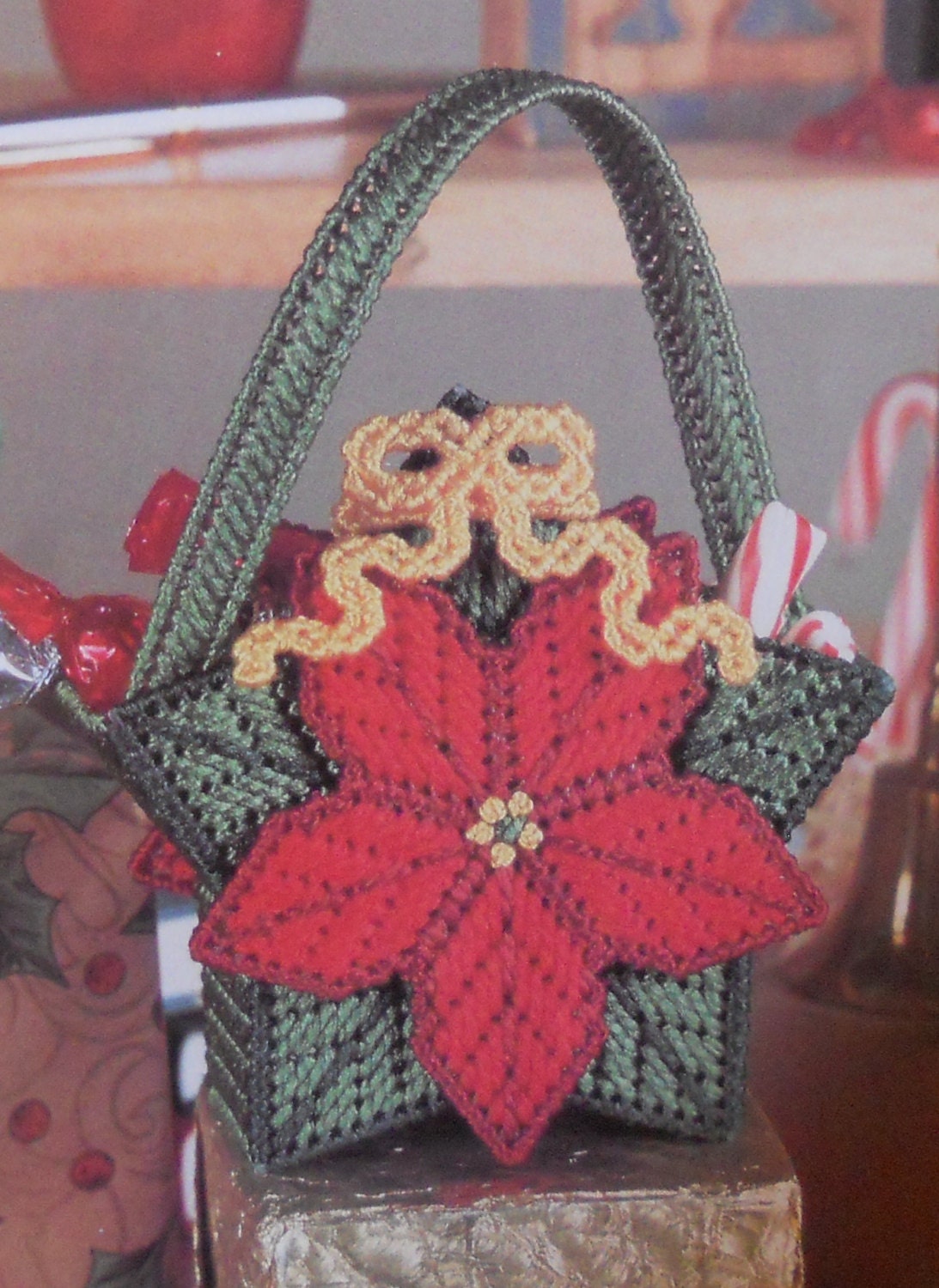 POINSETTIA GIFT BAG Christmas Plastic Canvas Pattern by M2Hawk