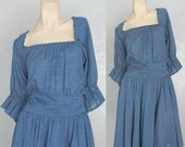 30% OFF. 1960's. polka dot. navy blue. circle skirt. plus size. Sz xl/xxl.