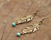 FEATHER bronze Dangle earrings with a turquoise bead/ Boho chic/ Ethnic/Gypsy/Native American/Free people style/Vintage Look/Rustic