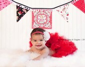Valentines Day Fabric Banner-Bunting-Pennant-Garland-Sign-Photo Prop-Seasonal Banner-Wedding-Shower-Decoration-Fabric Banner-Playroom-Banner