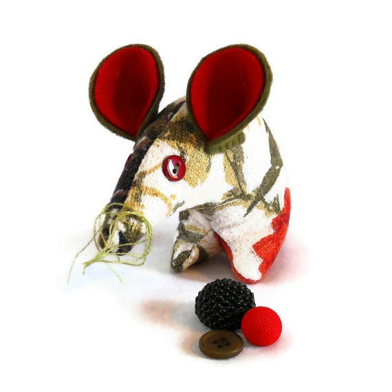 Retro ReBorn Mouse  in 50s red rose barkcloth  vintage fabric