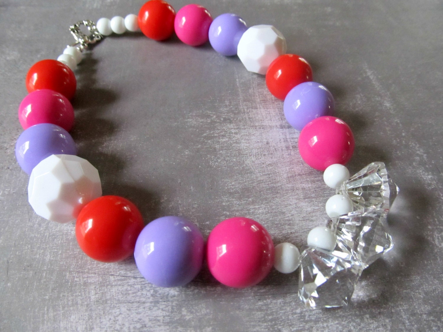 Chunky beaded necklace, Fancy Nancy inspired, pink, red, purple, white, bubblegum candy necklace