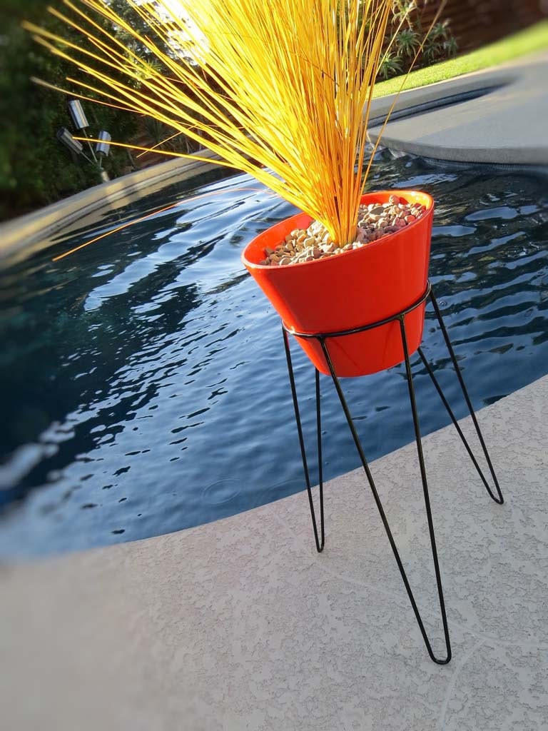 Modern Mid Century Case Study Eames Era Pottery Hairpin Tripod Base Planter Architectural