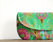 emerald green clutch purse / spring and summer fashion / kelly green / floral / mustard pink / bridesmaids
