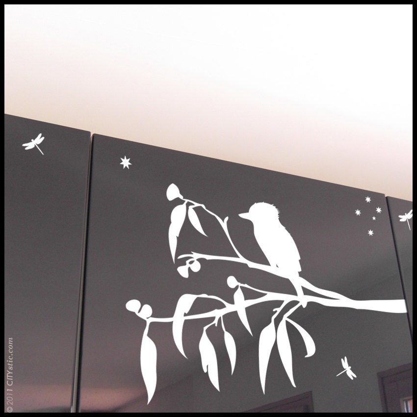 AUSTRALIA Animal WALL DECAL : Laughing Kookaburra Bird on a tree branch with leaves and fruits, dragonflies, stars, decor for kid, vinyl