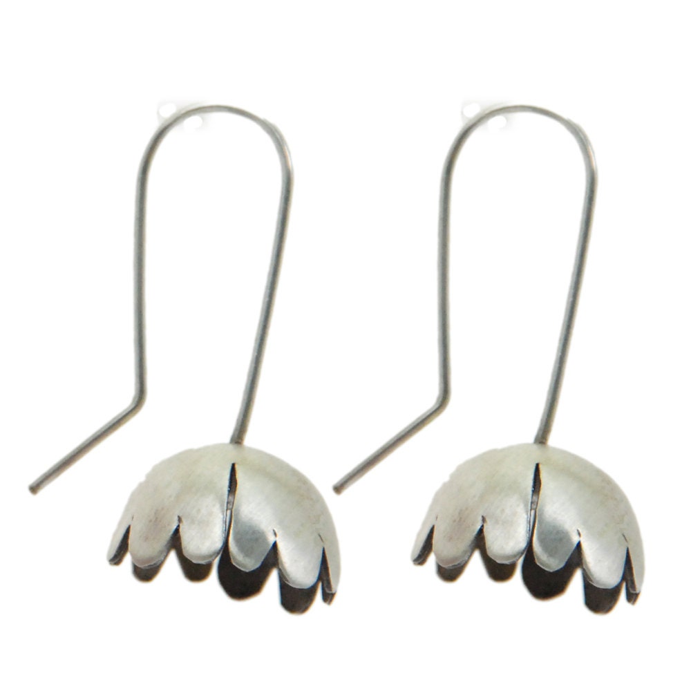 Sterling Silver Buttercup Earrings.
