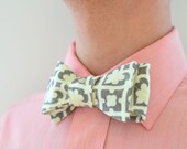 Men's Bow Tie in Gray and Ivory- freestyle wedding groomsmen bowtie neck self tie