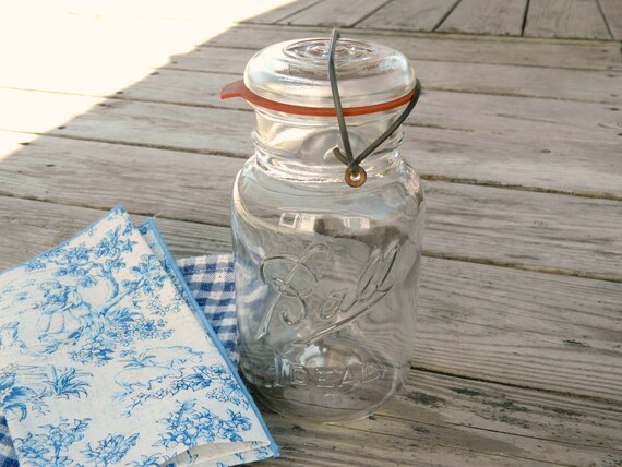 Vintage Ball Ideal Jar with Wire Snap Lid by