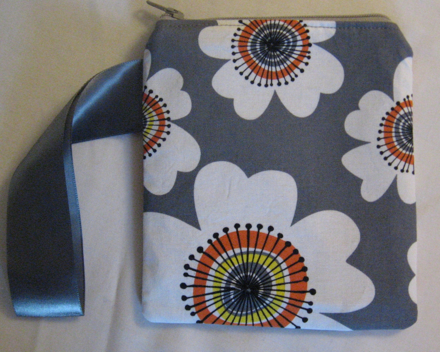 Zip Pouch Gray Floral Print