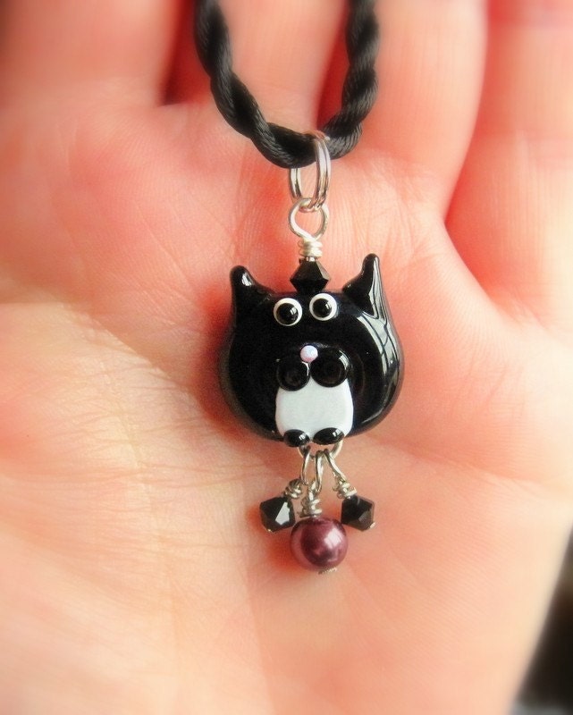 Mikey the Cat Necklace by Mad Cat Glass - FHF - SRA - GBUK - British Lampwork