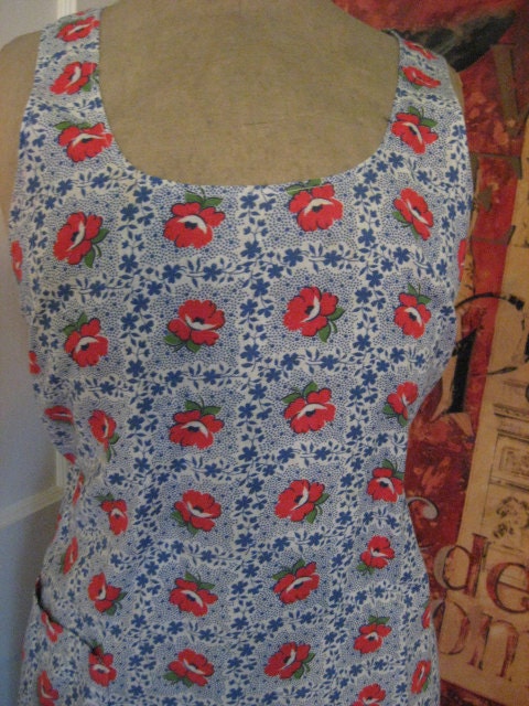 Full Bib Apron 1940s Print RED POPPIES Farm House Prairie Chic Style WWII era