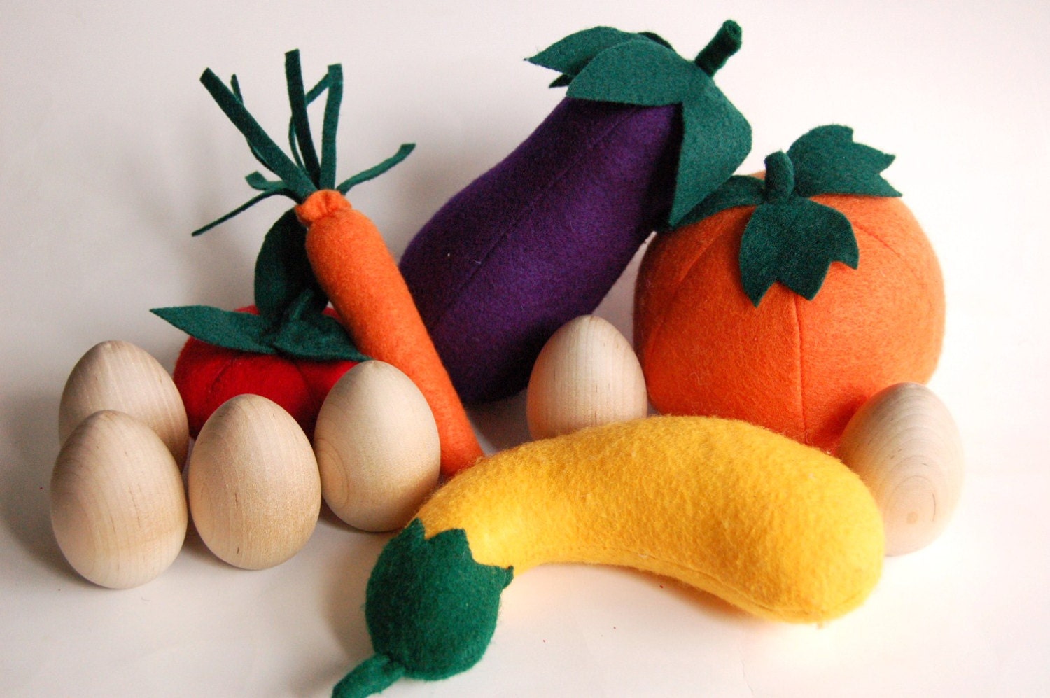 12 Piece Set- Farmers Market - Felt n Wood -Pretend Food- Waldorf Montessori Toys