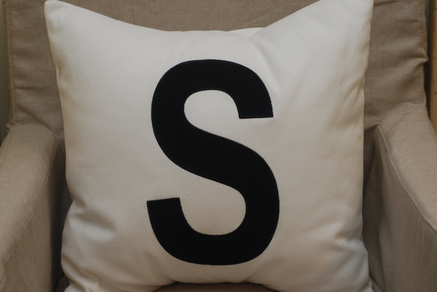 Jumbo Appliqué Single Letter Throw Pillow Cover--Black