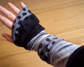 Black and Grey Dots - Arm Warmers