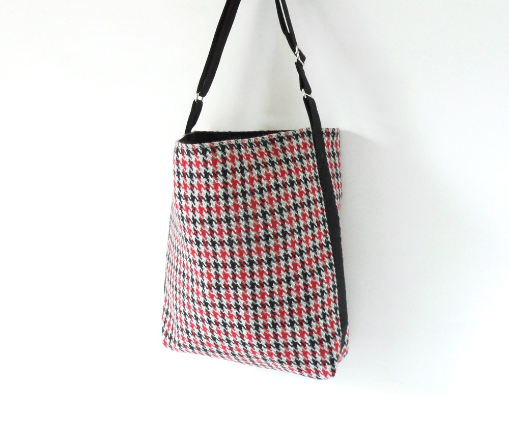Hound check wool / Shoulder bag / Diaper bag / Handbag / Hobo bag / Black side strap,  Design by BagyBags