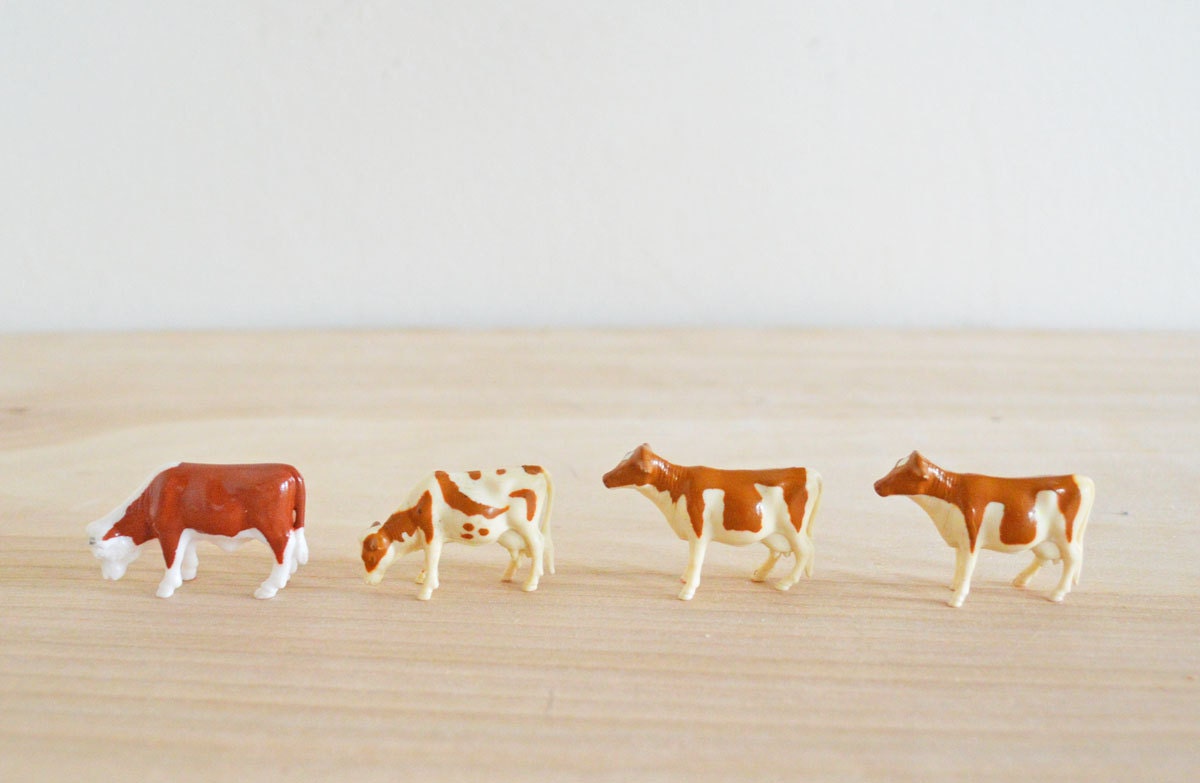 Four Vintage Plastic Cow Toy Figurines Brown White Lot Farm Animal Toy Instant Collection Country