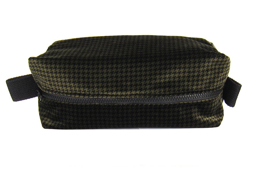 Toiletry bag, men's shaving kit, fabric wash bag, toilet bag, velvet in hounds tooth pattern