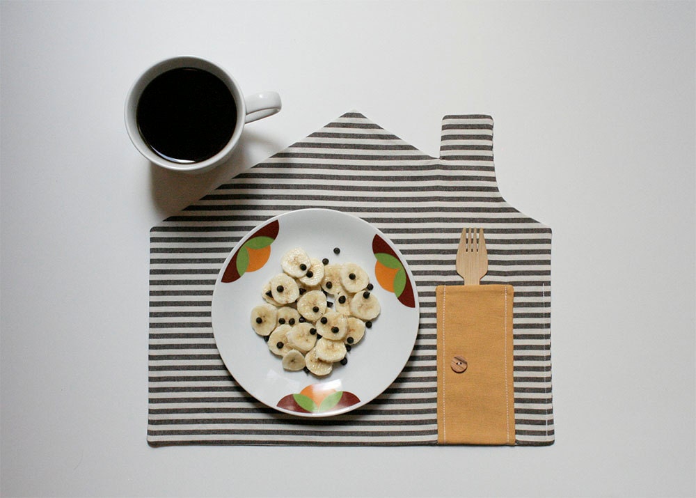 placemat - gunmetal & white stripes