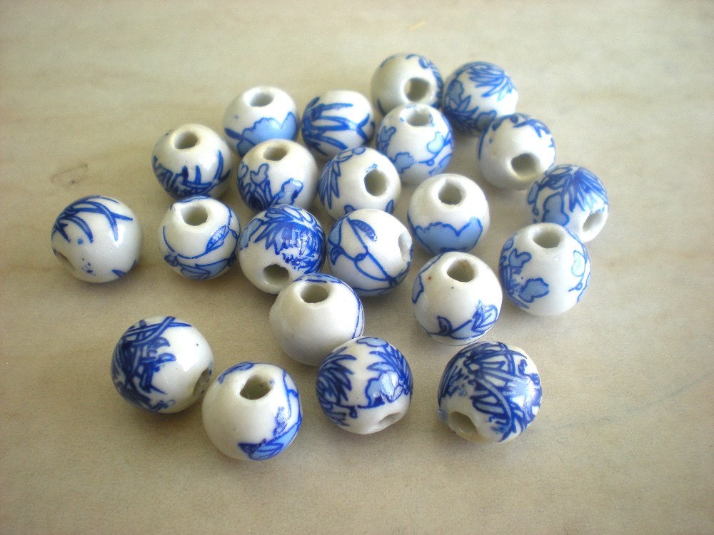 22 Ceramic Beads: Blue and White - Round Beads - Destash - Destash Supplies
