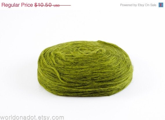 ON SALE Kauni Thin Wool Pencil Roving, Spinning or Felting Fiber, Olive Green  FREE Shipping Worldwide