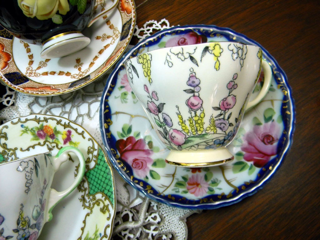 4 Demitasse Mismatched Cups and Saucers Lot - Tea Party - Orphans - Bulk Mixed Maker Teacups  9882