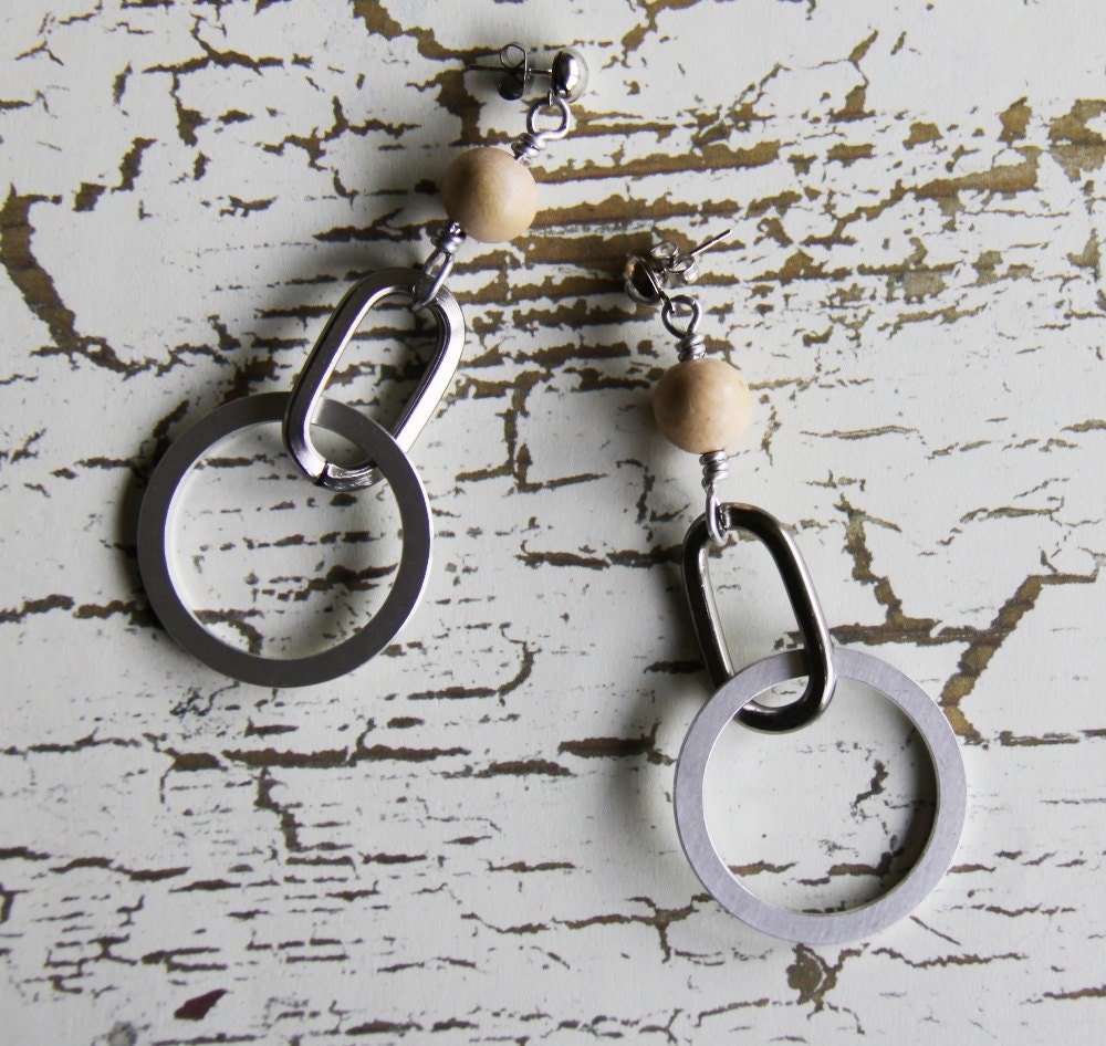 repurposed aluminum computer hard drive spacers & repurposed wood beads // eco friendly  // redmond earrings