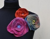 Set of three brooches , flower, gift, felt, felted, wool, merino wool, rust, green, pink