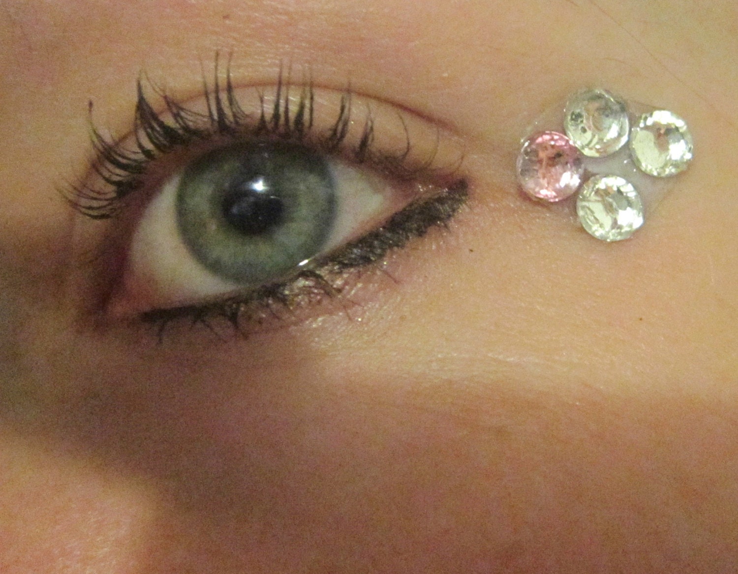 Custom Eye Jewels Bindis