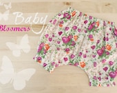 Baby Girl Summer Bloomers - Elegant baby diaper cover - Spring Infant flowered pants