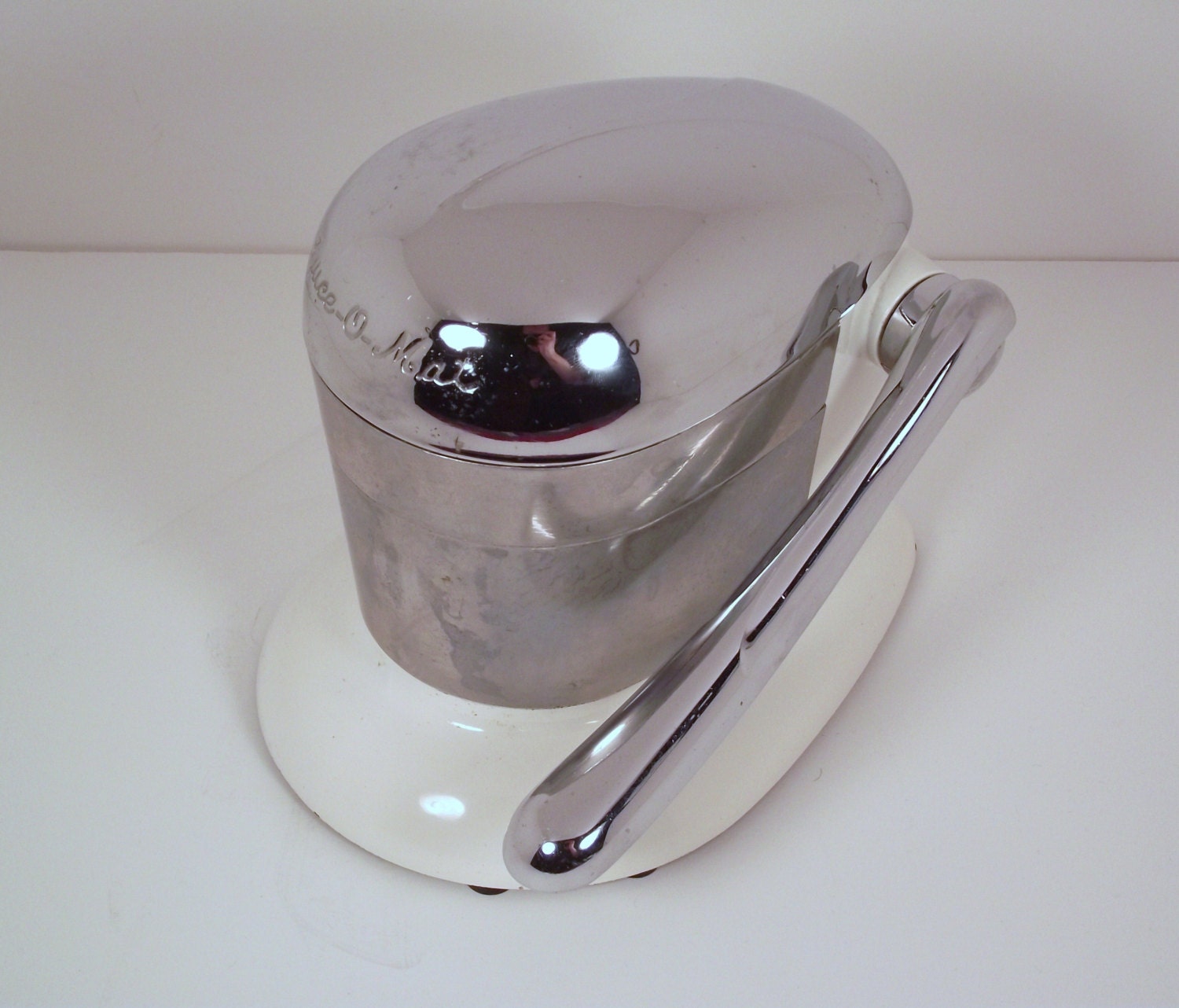 Vintage Kitchen Rival Juice O Mat Juicer Art Deco Tilt Top Usable Kitchen Eye Candy 1940's in Excellent Suberb Vintage Condition