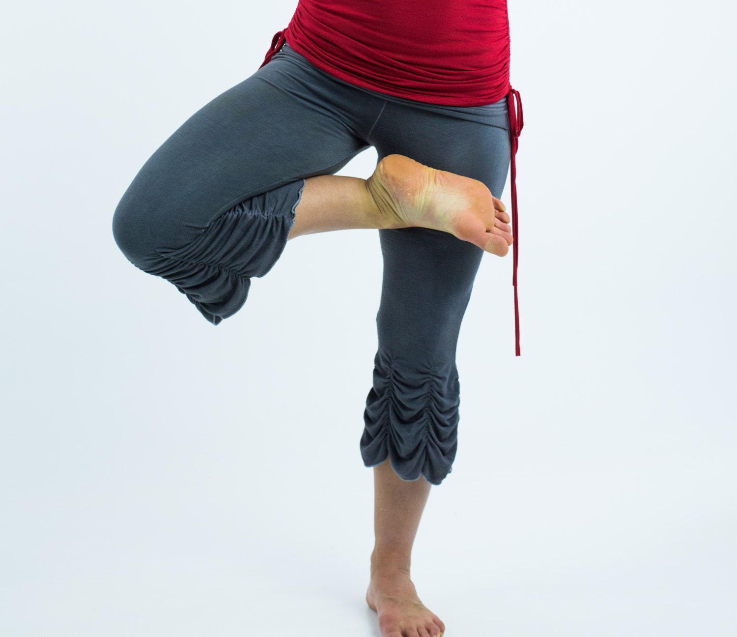 Ruched Capri Yoga Pant - Pema