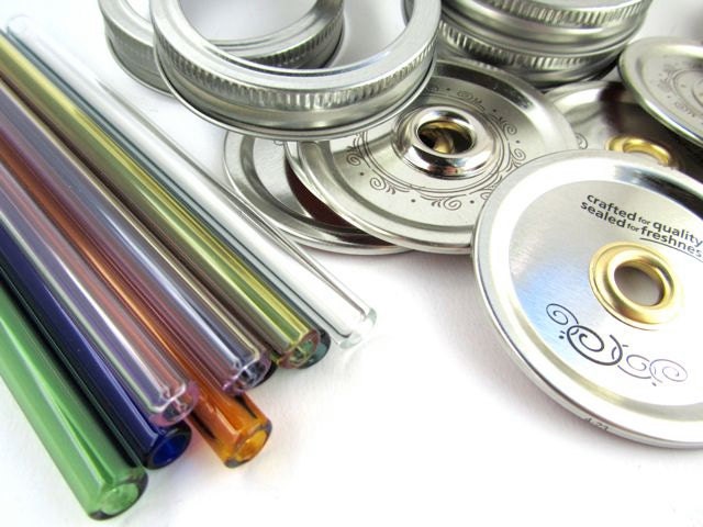 Regular Mouth Mason Jar To Go Lid with Colored Glass Straw