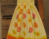 Summer Floral Kitchen Towel U-Pick Top Color Orange and Yellow Hanging Kitchen Tea Towel