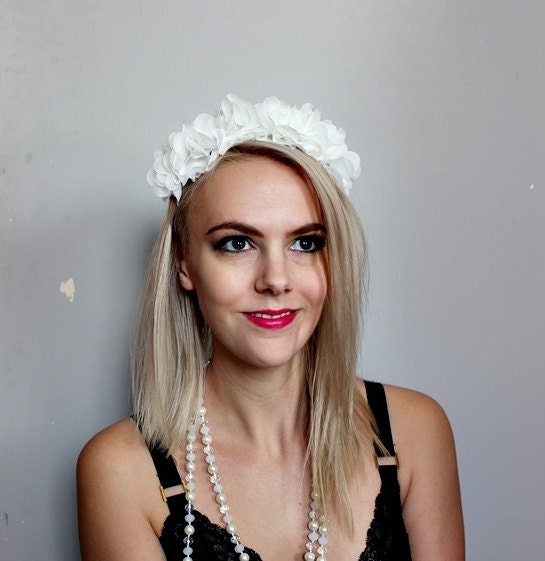white flowers / rose crown headband, headpiece, quirkly, 1920s flapper style, winter