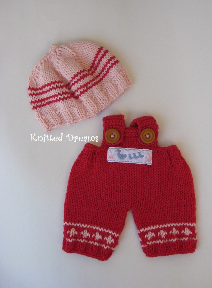 Waldorf Doll Clothes set of 2 : Knitted wool pants and hat.