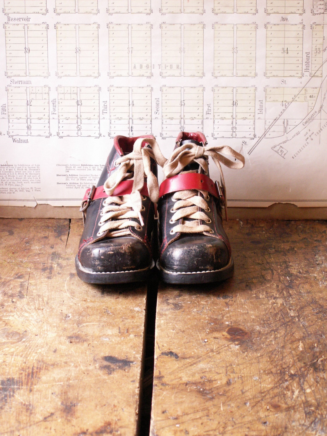 Vintage Navy and Red Kid's Ski Boots