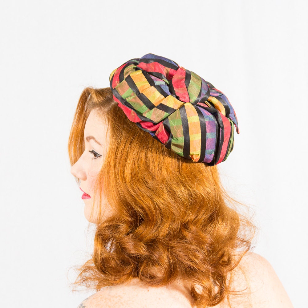 SALE / vintage 1950s hat / pillbox / Muted Rainbow