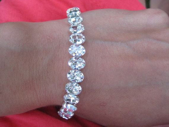 Swarovski Crystal Bridal Bracelet, Silver Rhinestone Wedding Jewelry Set, Bridesmaid Gift Accessory, Mother of the Bride