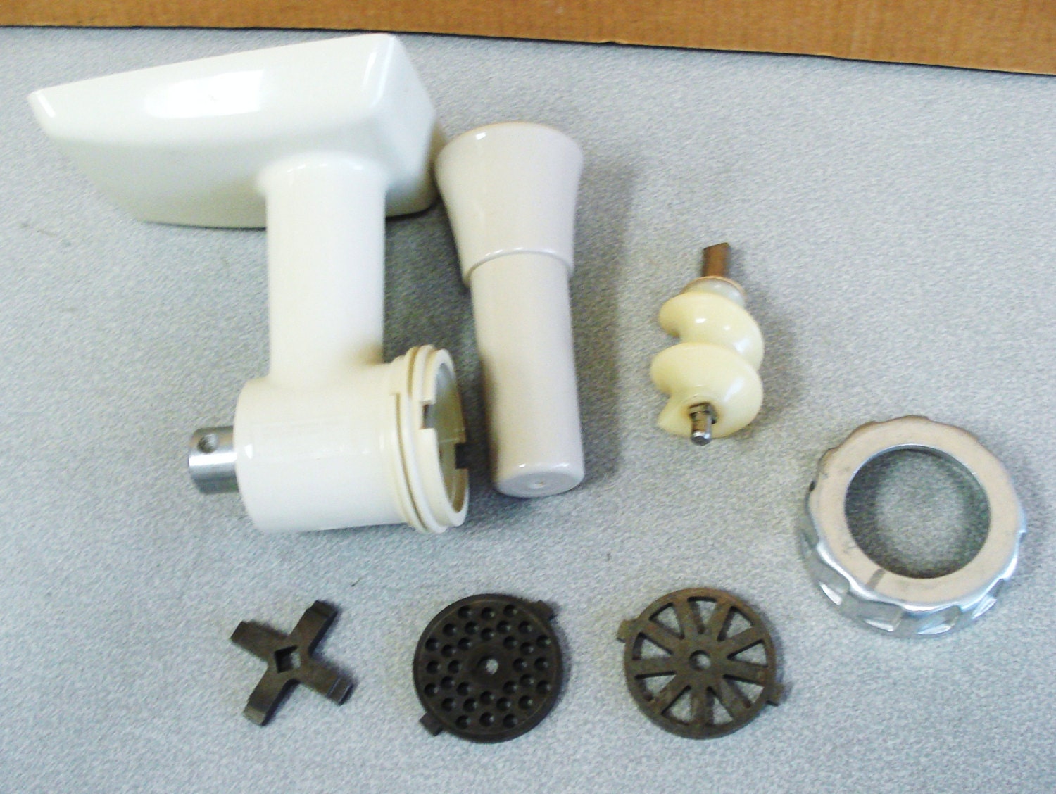 OSTER Kitchen Center Meat Food Grinder Complete by npebaysale
