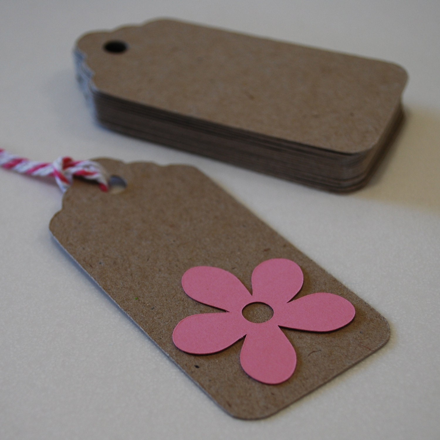 Tags 100 Scalloped Medium Natural / Kraft - Blank Gift Tags Il_170x135