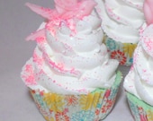 Bubble Luscious Green Mini Bath Bomb Cupcakes. Cute Party Favors. Fun Soap Bubble Frosting