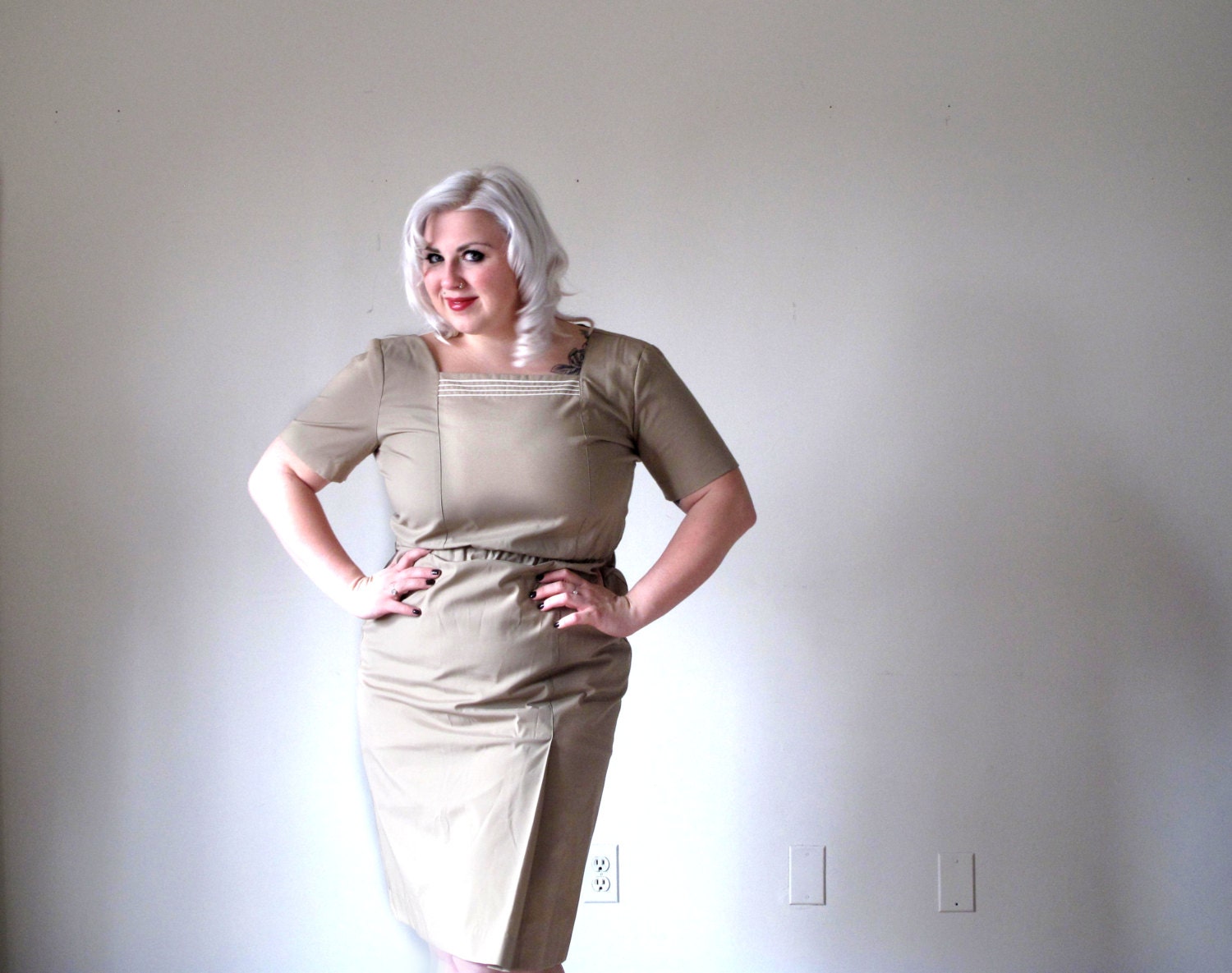 Khaki wiggle - Vintage dress - plus size-xxl